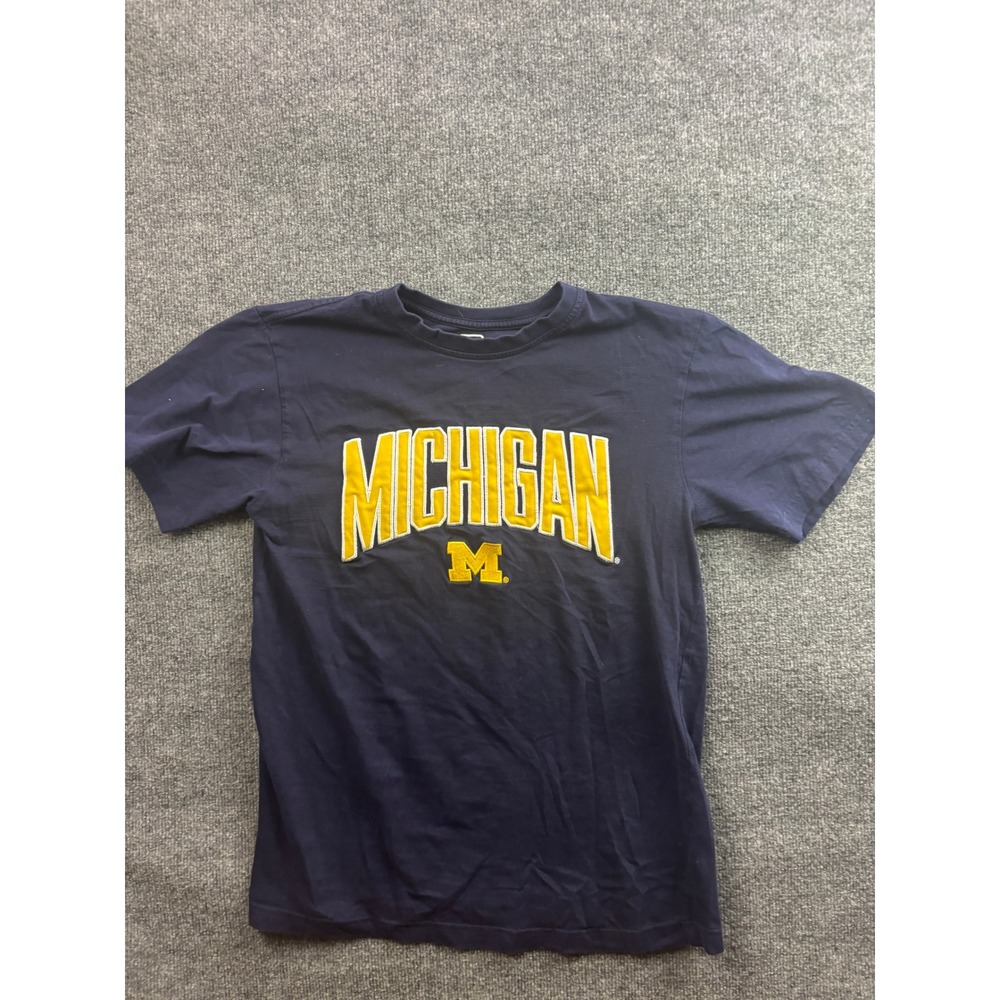 Michigan Wolverines  T-Shirt Mens Medium Blue Embroidered Applique Football NCAA